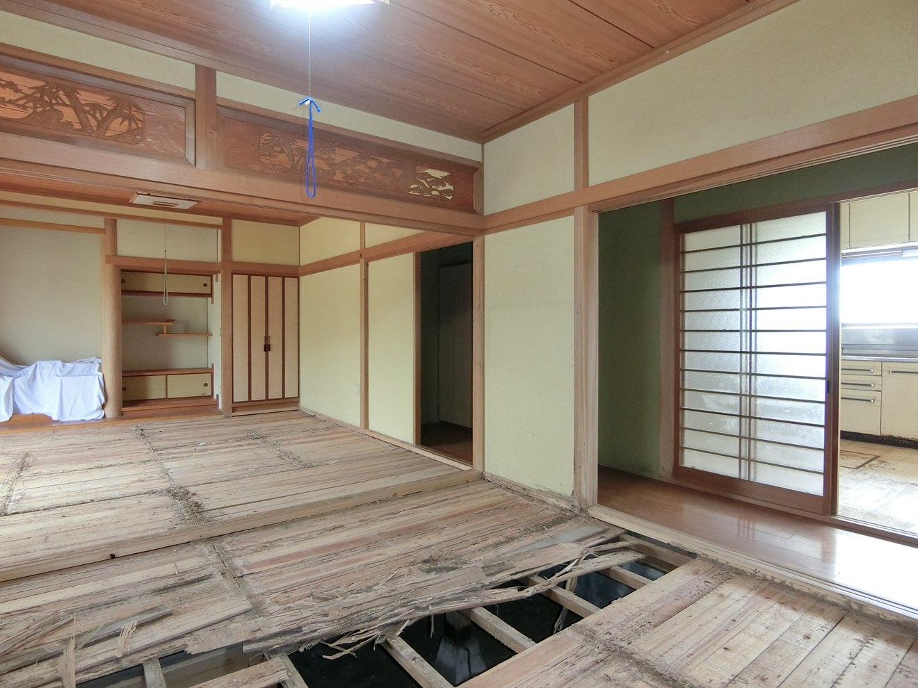 本家として残したい和室の施工前と床下地改修前の様子